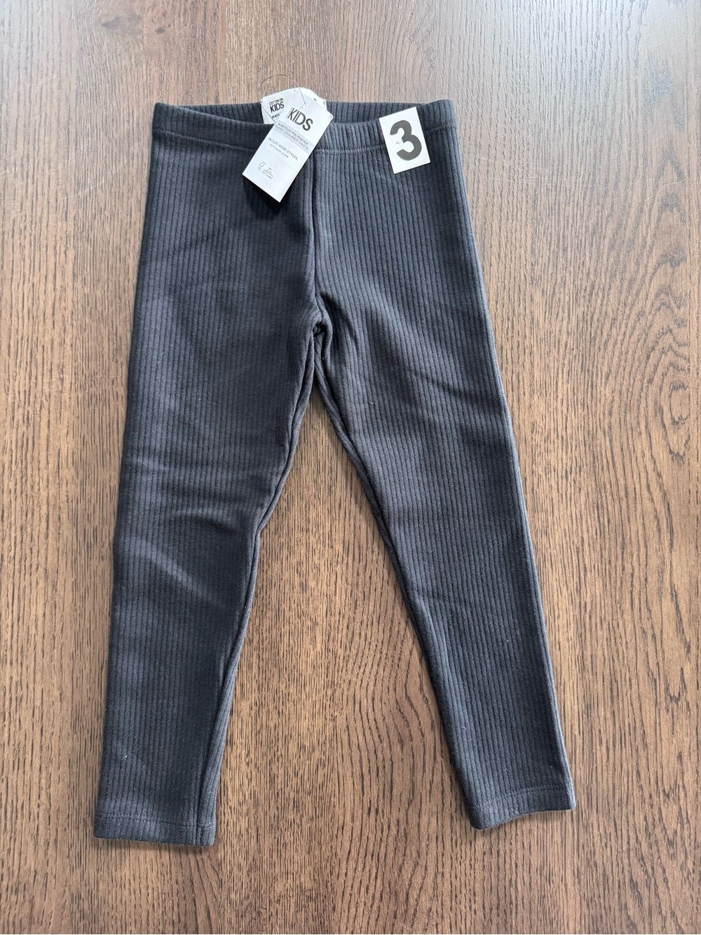 NWT 3T Kids Ribbed Black Leggings